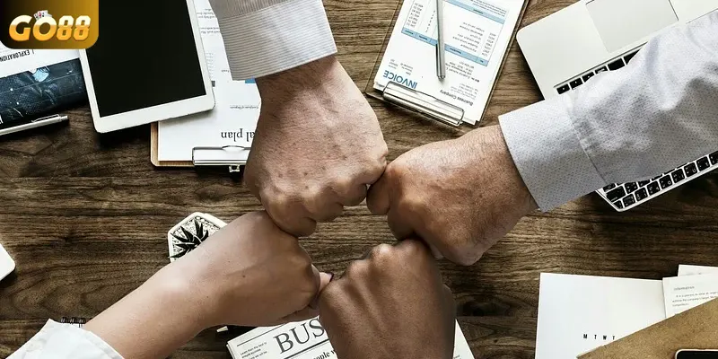 Xây dựng và mở rộng quan hệ đối tác chiến lược